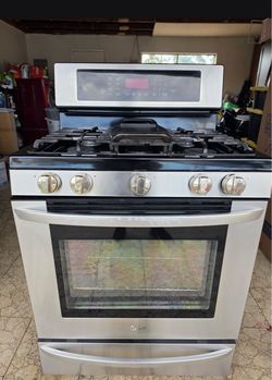 LG Stove