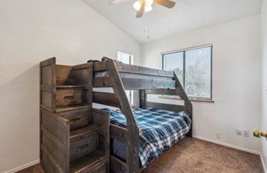 Bunkbed with stairs full and twin size VVGUC