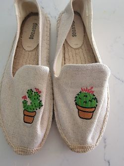 Brand New Saludos Brand Espadrilles Cactus Women's Size 7.5