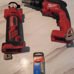 Milwaukee Drywall Screws Gun And Cut Out 