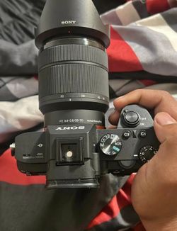 Sony      Camera      A7      III
