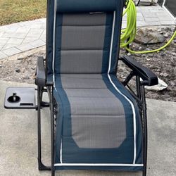 Zero gravity reclining camp chairs