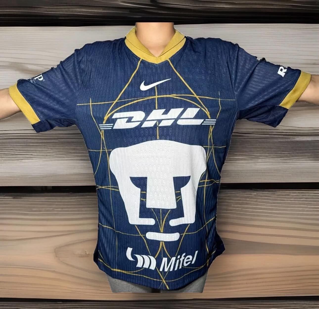 Pumas Jersey 2025