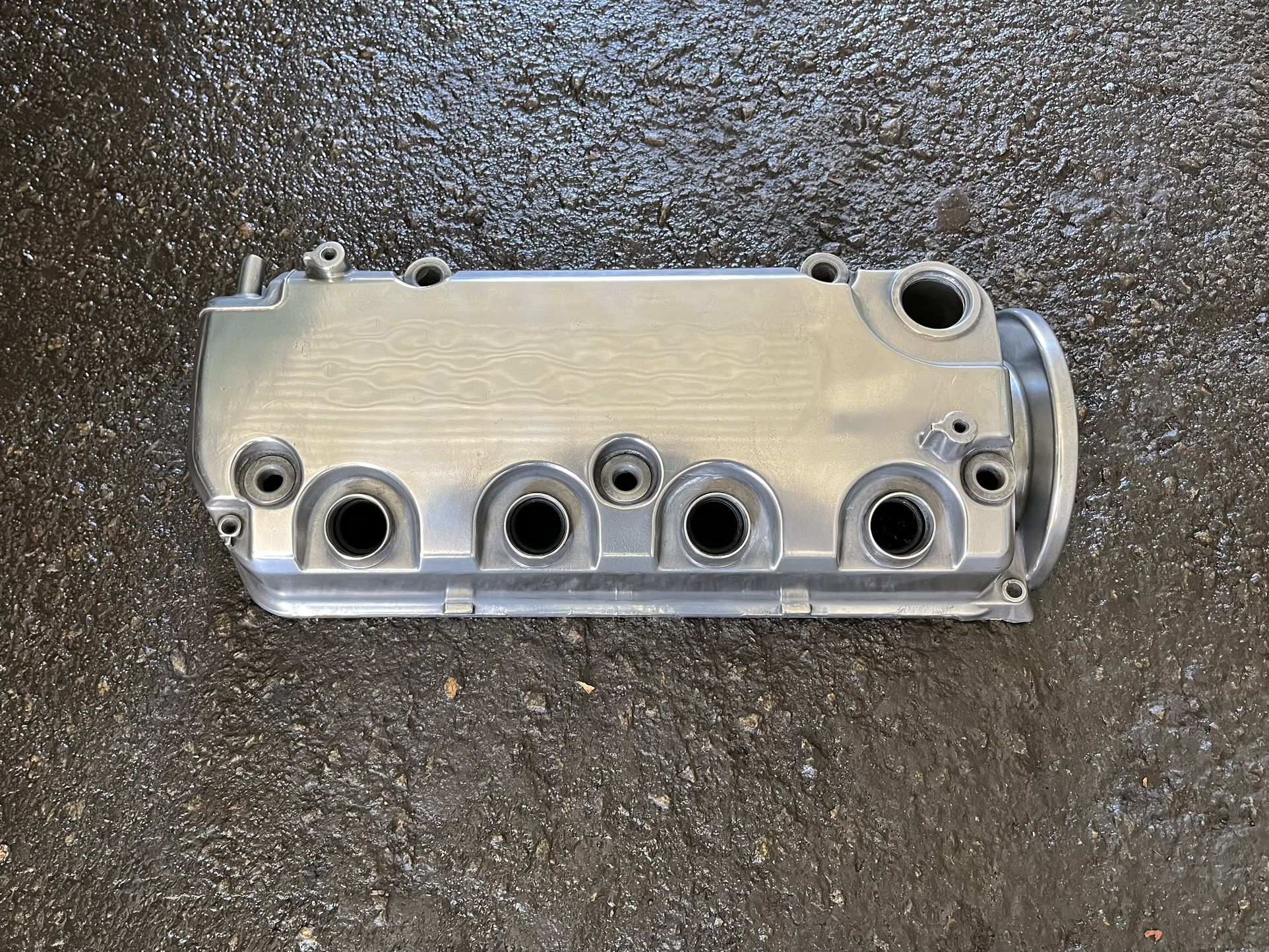 Honda D Series Valve Cover for Sale in Escondido, CA OfferUp