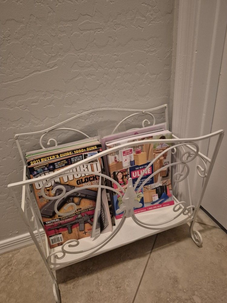 Heavy Duty Wrought Iron Magazine Rack