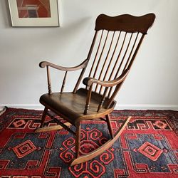 Vintage Early American Rocking Chair 