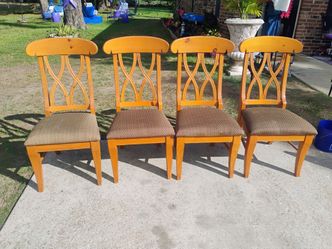 4 Dining Chairs