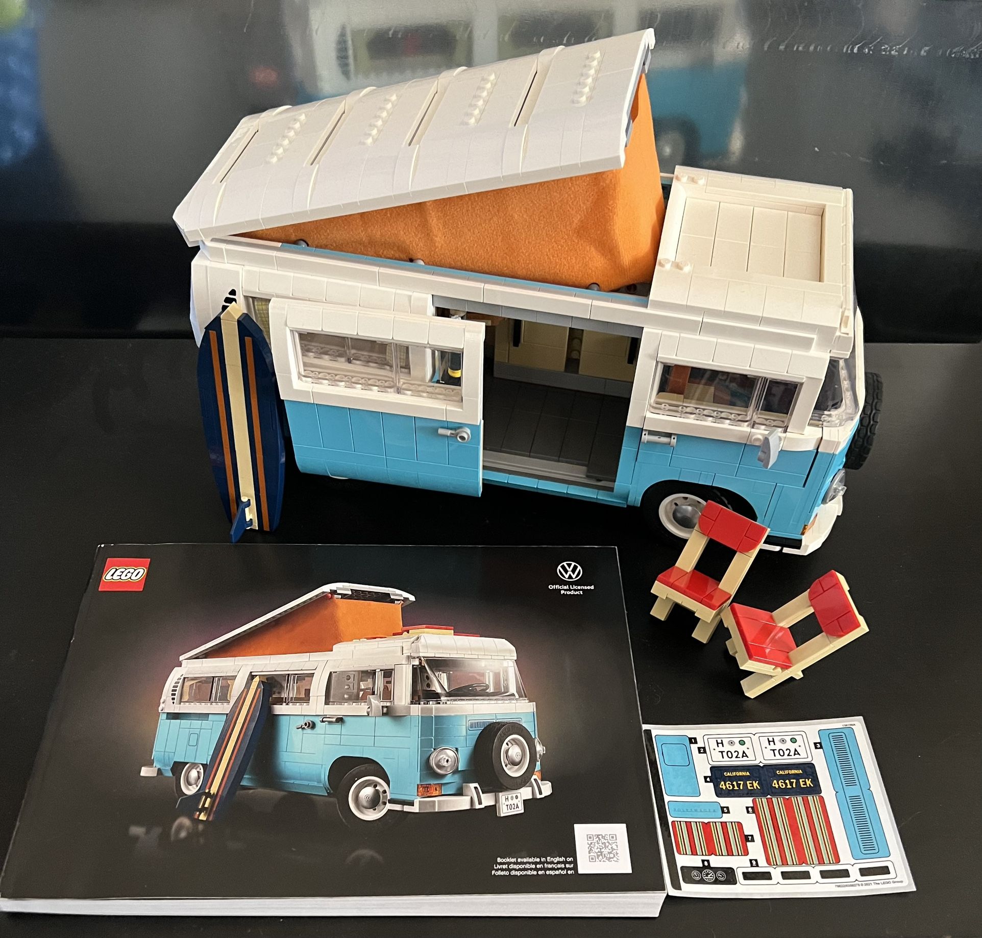 LEGO Volkswagen T2 Camper Van 10279