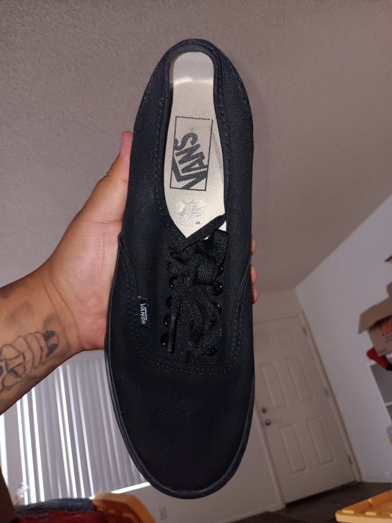 Black Vans 