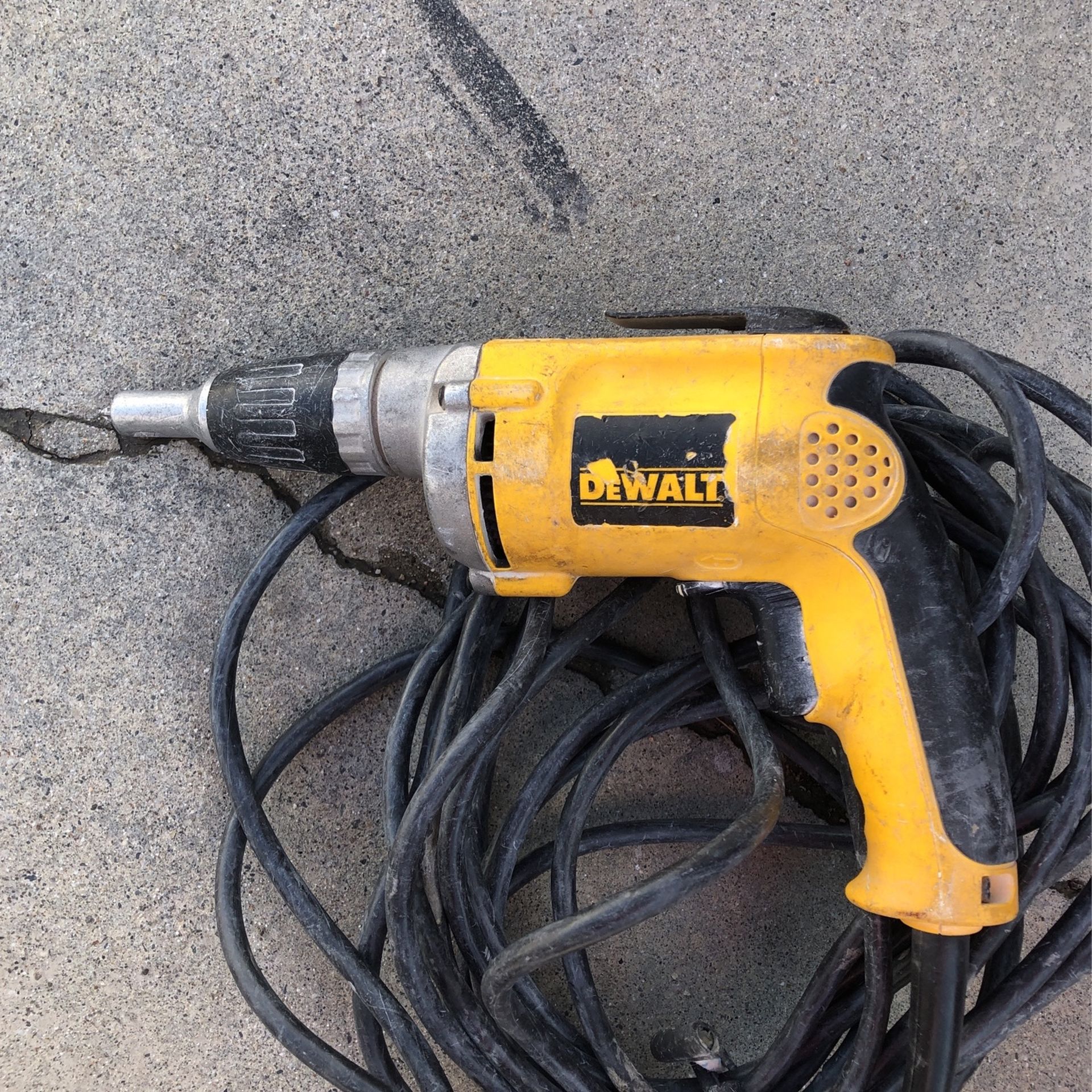 drill screw gun 50 ft