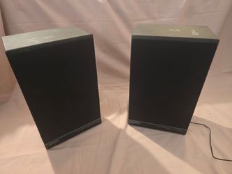 Magnavox Ported Bass Reflex Bookshelf Speakers Pair