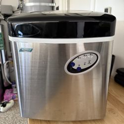 Mr. Freeze Countertop Icemaker