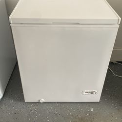 Antarctic Star Household Freezer