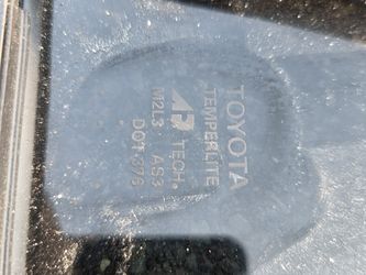 Toyota Tacoma Oem  Back Glass 3 Ps  2004