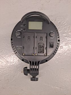  *Neewer LED Video Light Kit – 2 Panels (White & Red) – Bi-Color Dimmable*