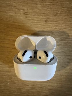 Apple AirPods 4