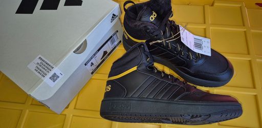 New boys adidas  shoes  size 4