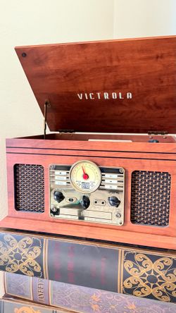 Victrola Quincy - 6-in-1 Record Player
