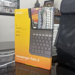 ZAGG Messenger Folio 2 Portable Keyboard Case for Apple iPad 10.9" 10th Gen