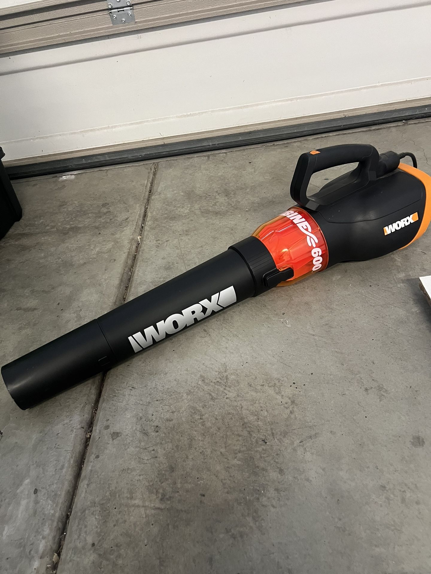 Worx Turbine Electric Leaf Blower