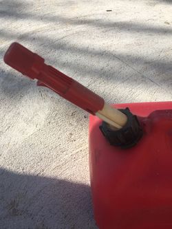 2gallon safety gas container