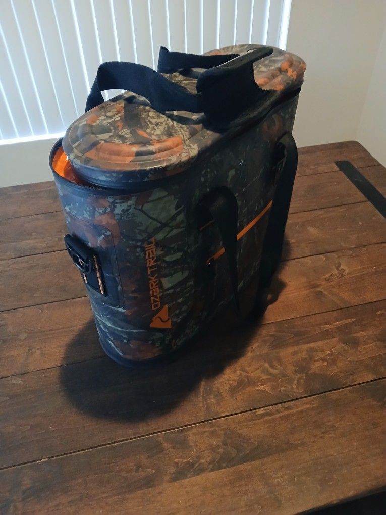 Ozark Trail 30 Can Cooler