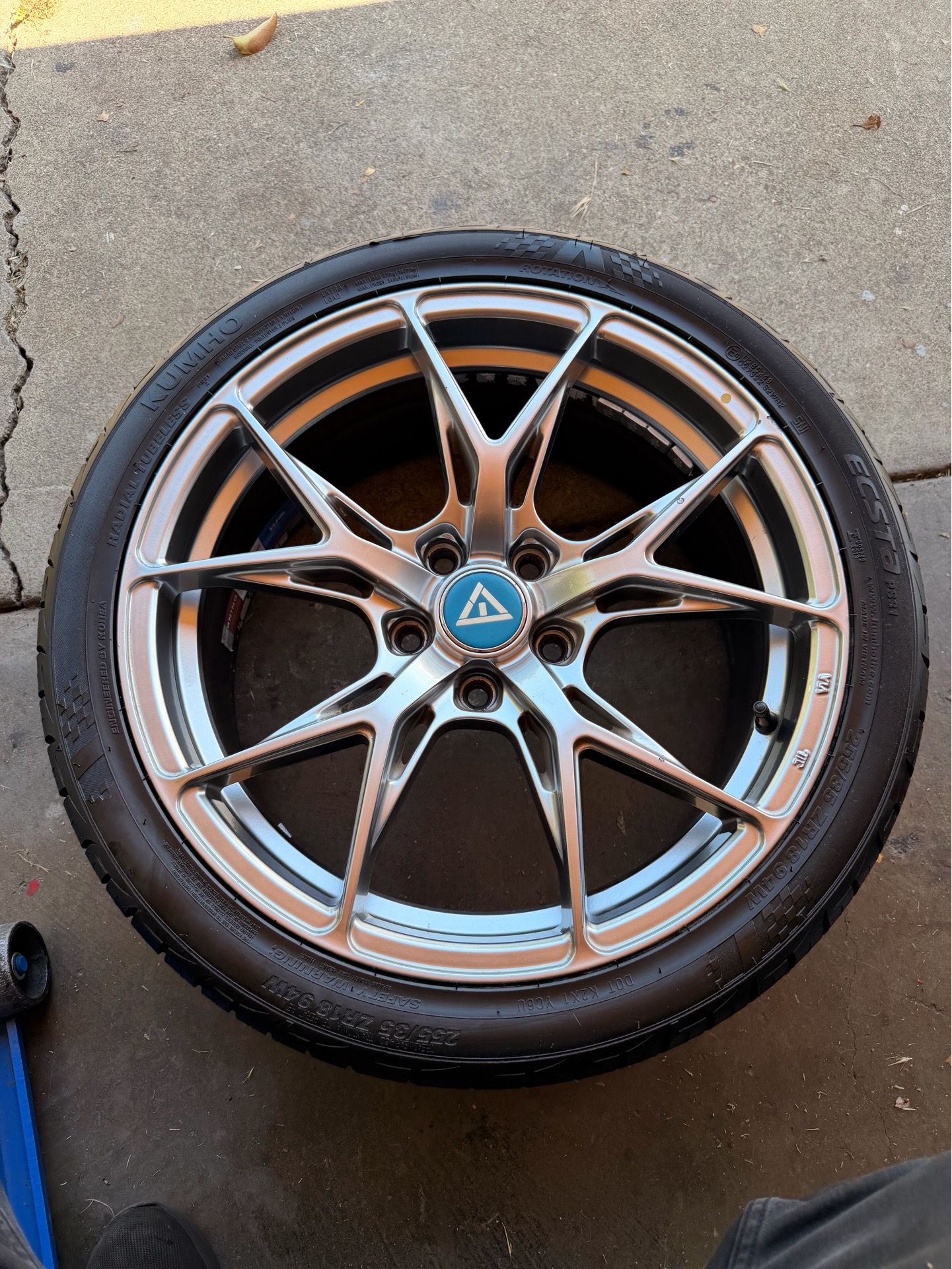 3 Wheels