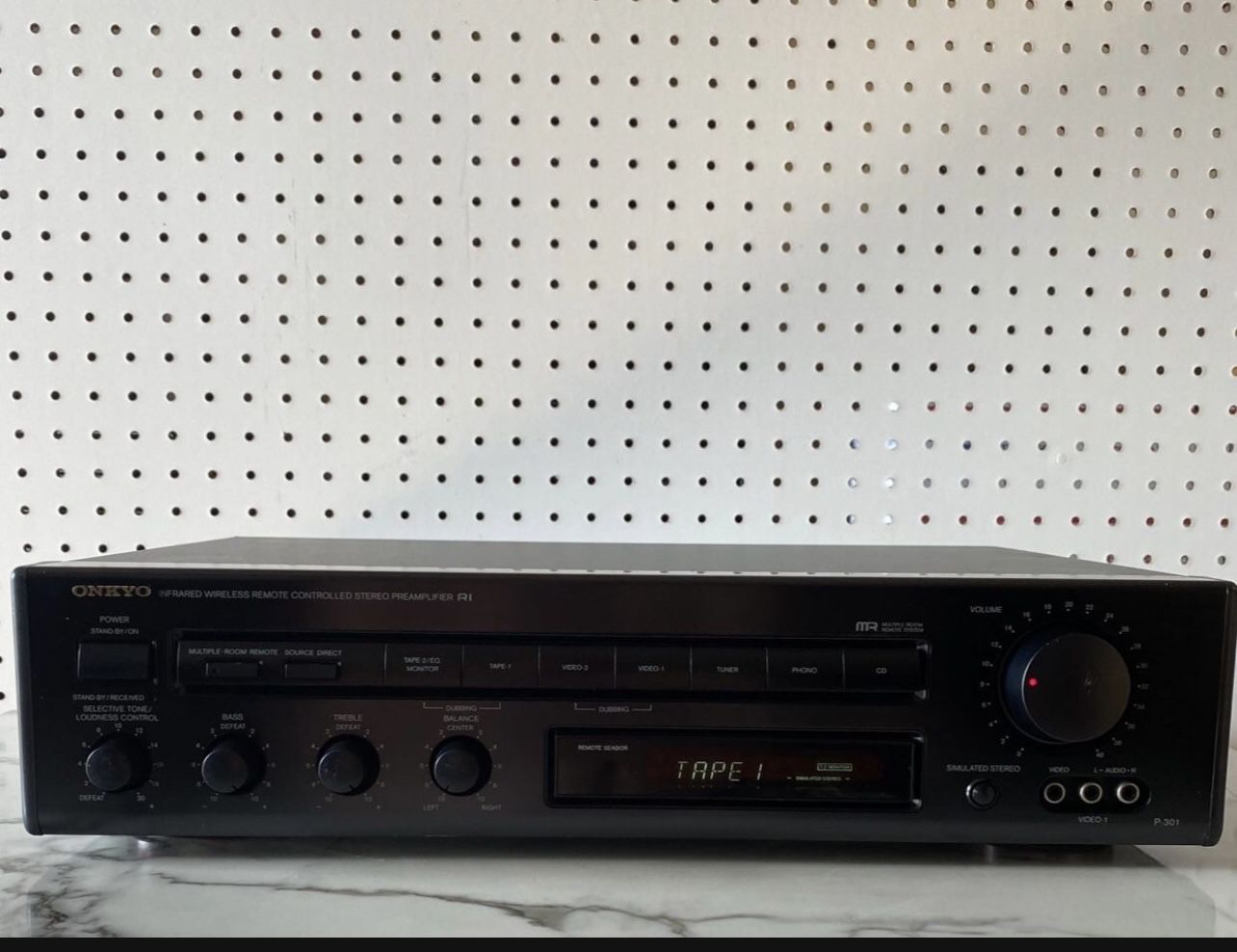 Onkyo Infrared Wireless  Remote Controlled Stereo Preamplifier RI P-301.