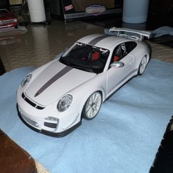 1:18 Bburago Porsche GT3 RS 4.0