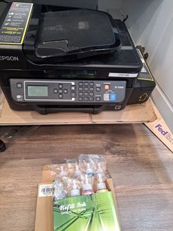 Epson ET-4500 FOR PARTS plus 7 unopened ink refills and one opened refill