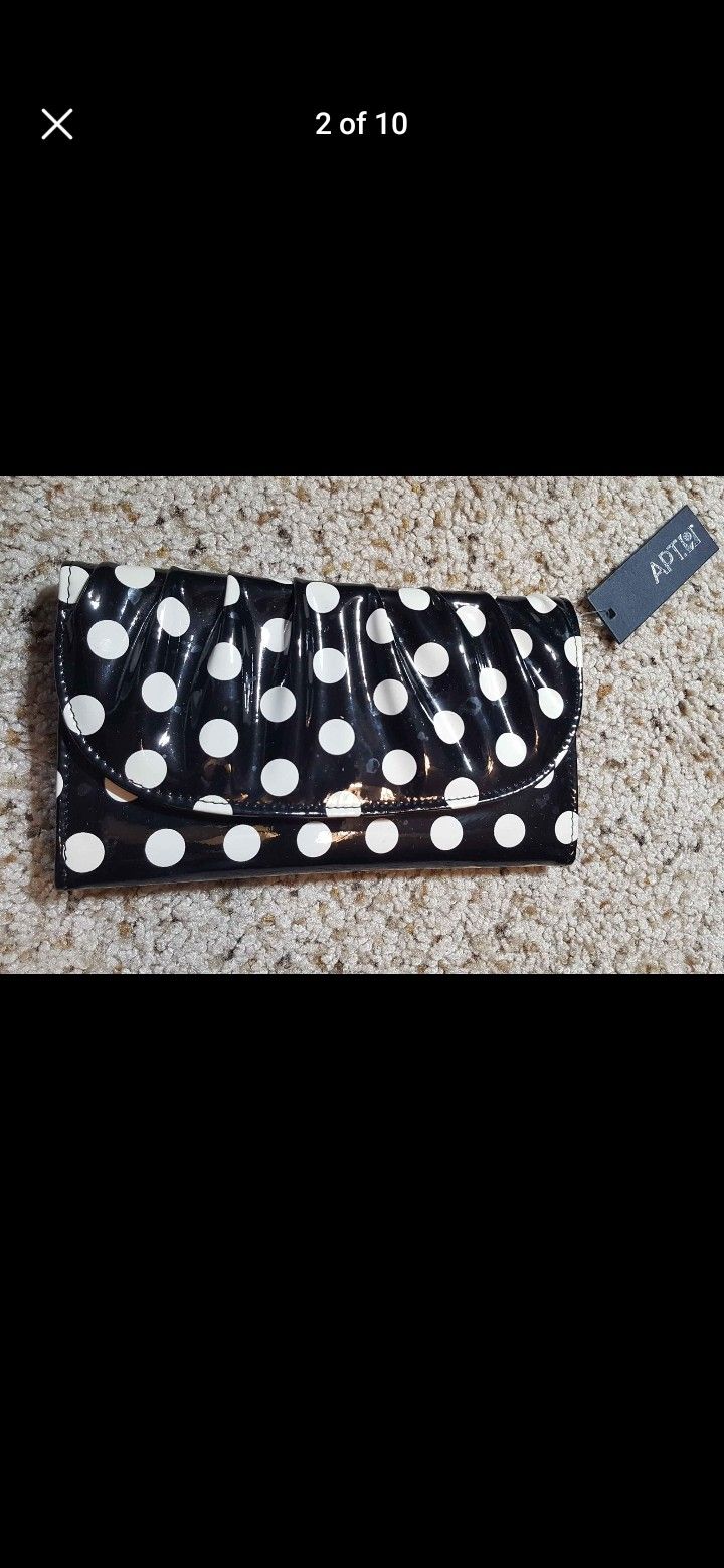 Women's Handbags, Purses, Billfolds, Pouches (New) Includes: All 8 items pictured for only $45!