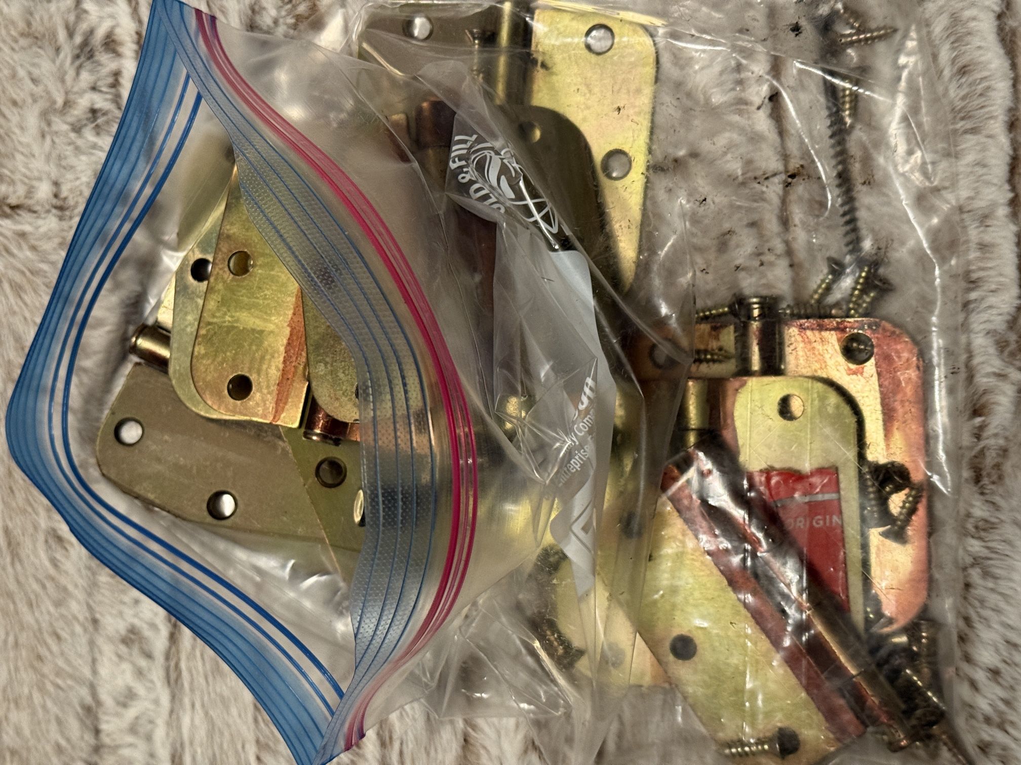 9 Door Hinges with Screws