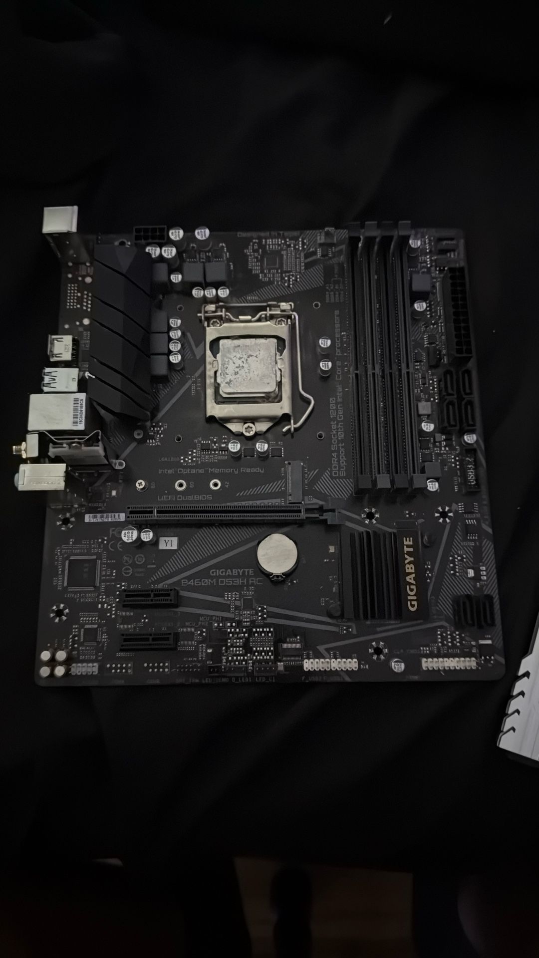 Gigabyte Micro-atx Motherboard With An I7-10700k