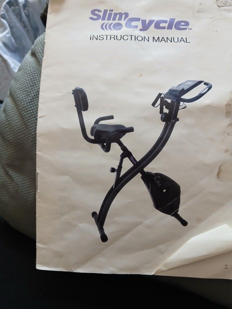 SLIM CYCLE EXERCISE BIKE
