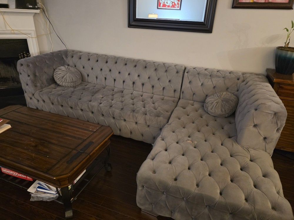Very Elegant Sofa W Chaise