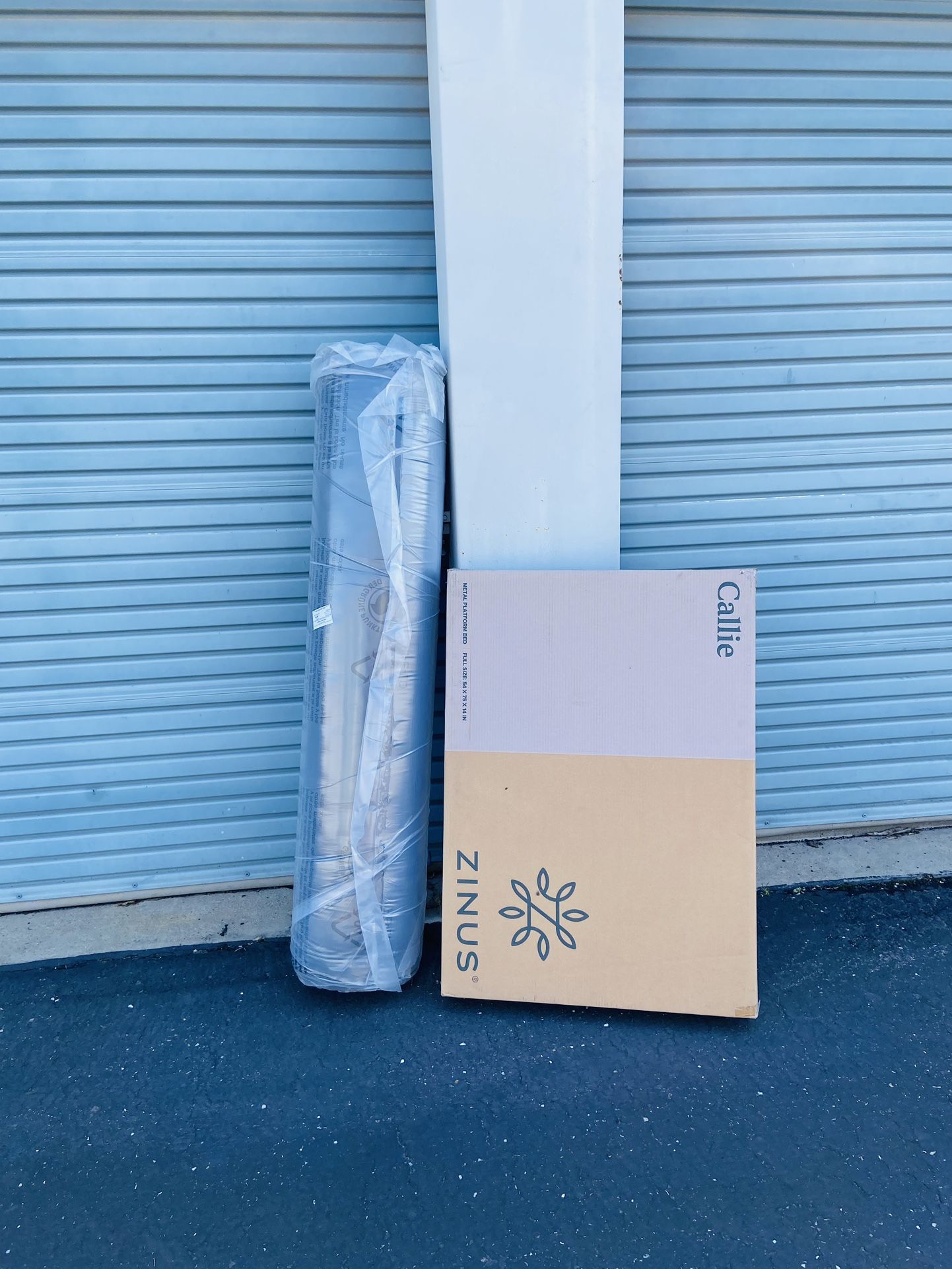 FULL BED WITH MATTRES NEW