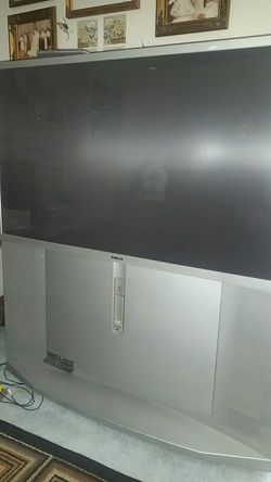 Sony TV 50' older works well awesome sound!