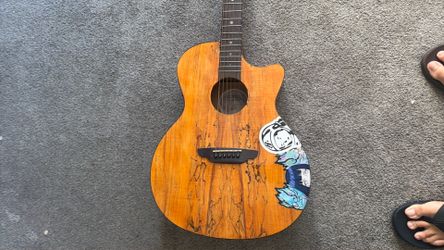 Luna Guitar