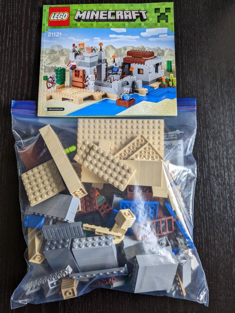 Lego Minecraft 21121 - The Desert for Sale in Camas, WA - OfferUp