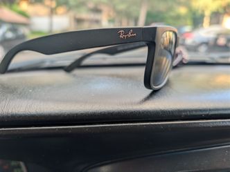 Ray bans sun glasses
