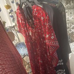 Lots Of Dresses 2 For $25 Different Suze’s