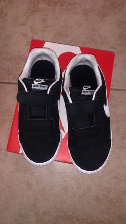Nike shoes youth