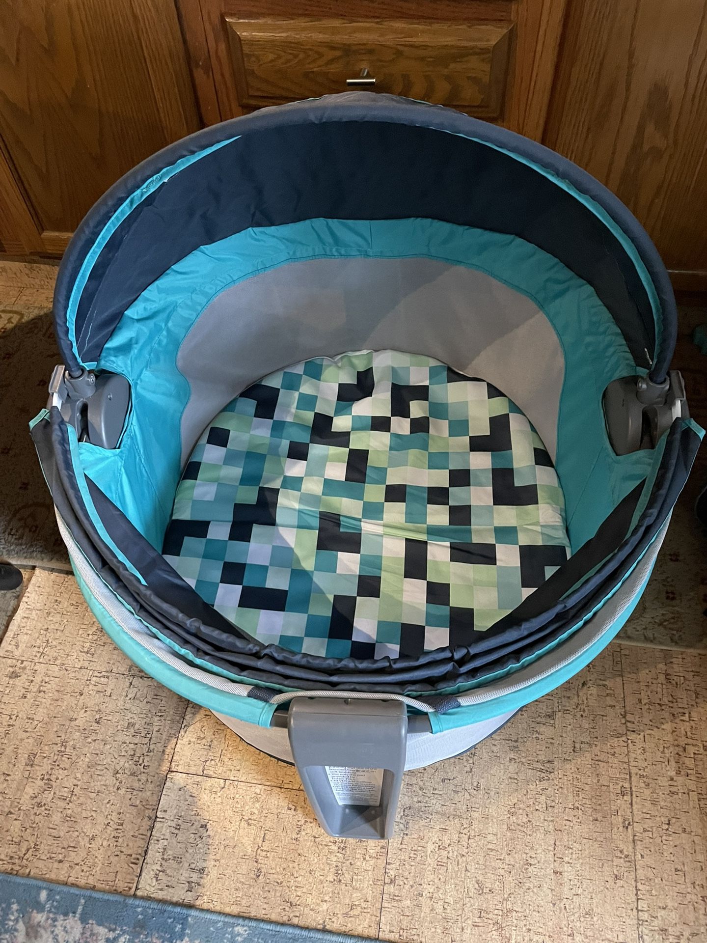 Fisher Price Dome Bassinet