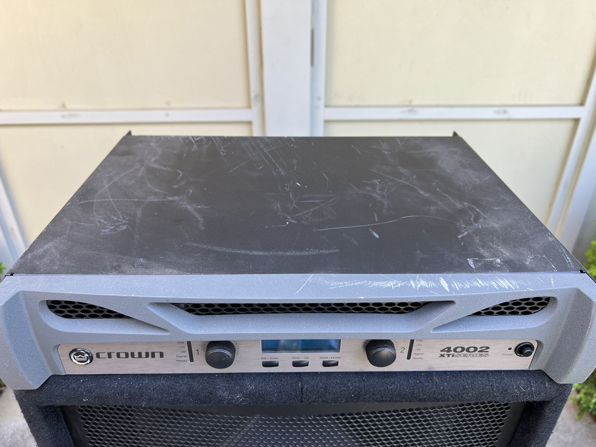 Crown Audio XTi 2 4002 Amplifier