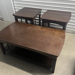 Wood Coffee table with 2 end tables