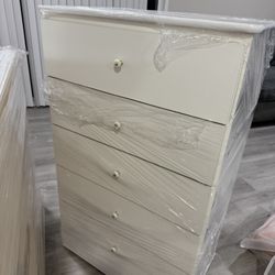 5 & 8 Dresser Set 