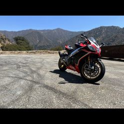 2013 Aprilia RSV4 Factory