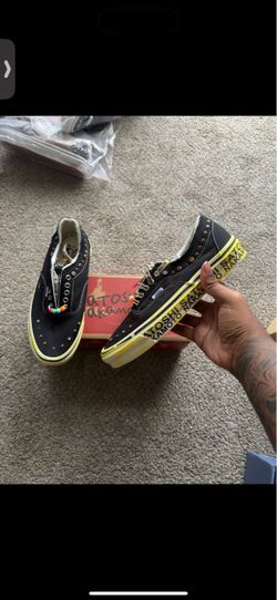 Vans x Satoshi Nakamoto Era Low-Top Sneakers