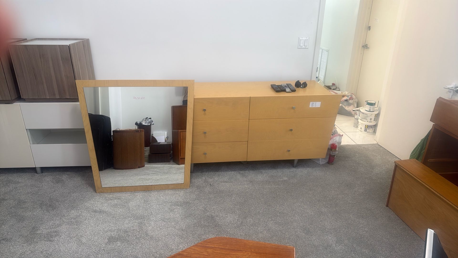 Bedroom Dresser With Mirror