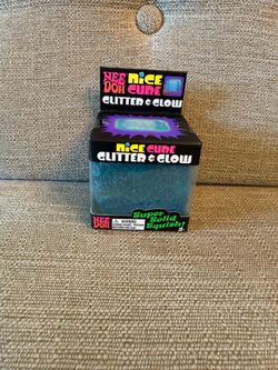 NeeDoh Nice Cube Glitter And Glow